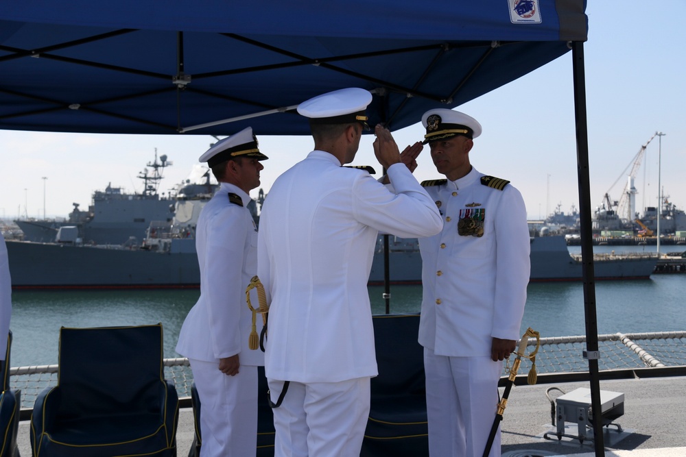 USS Omaha (LCS 12) Conducts Change of Command