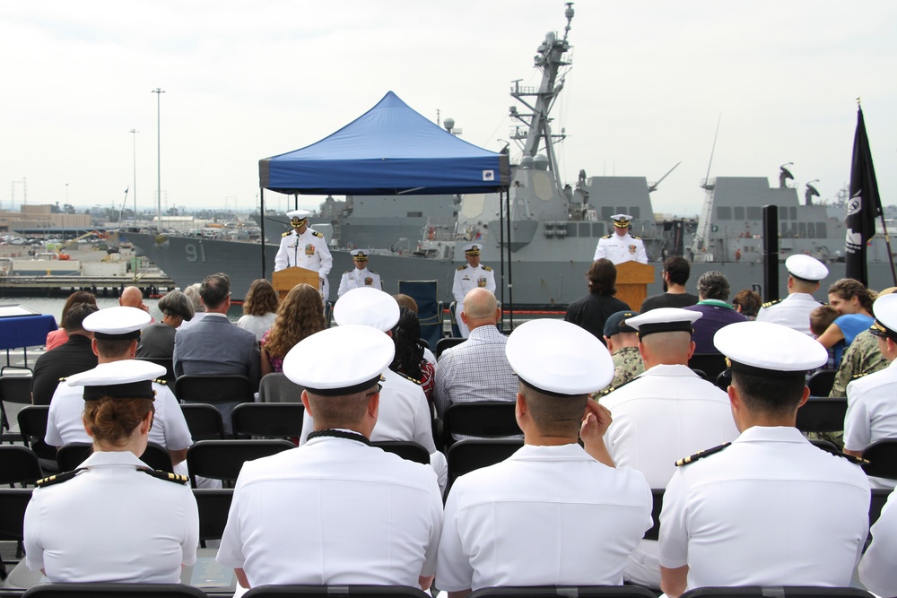 USS Omaha (LCS 12) Conducts Change of Command