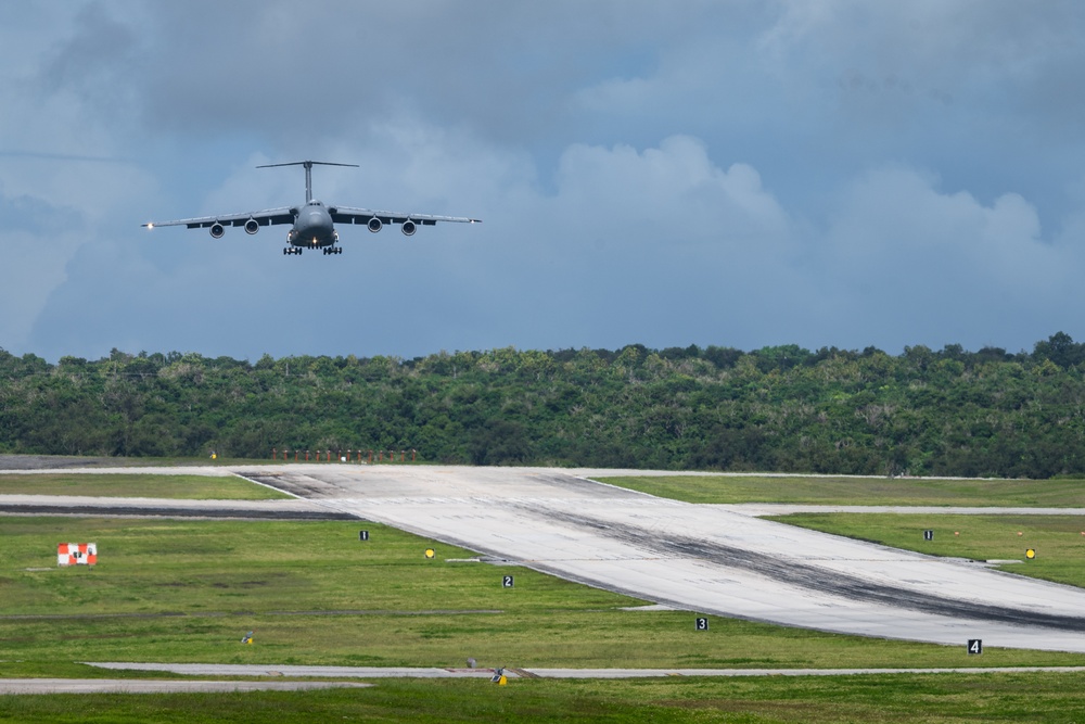 AMC boosts airlift, teamwork in DLE 2025 exercise