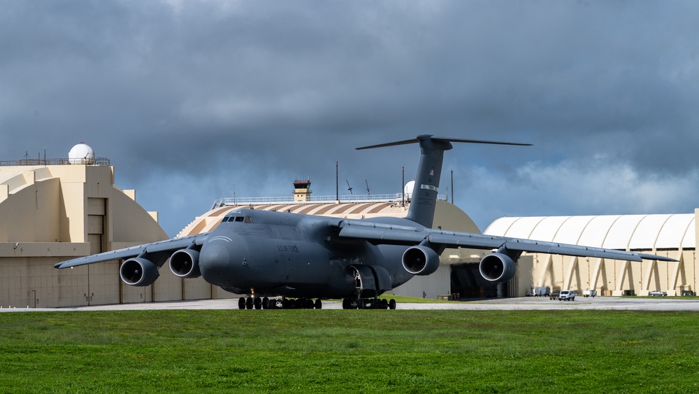AMC boosts airlift, teamwork in DLE 2025 exercise