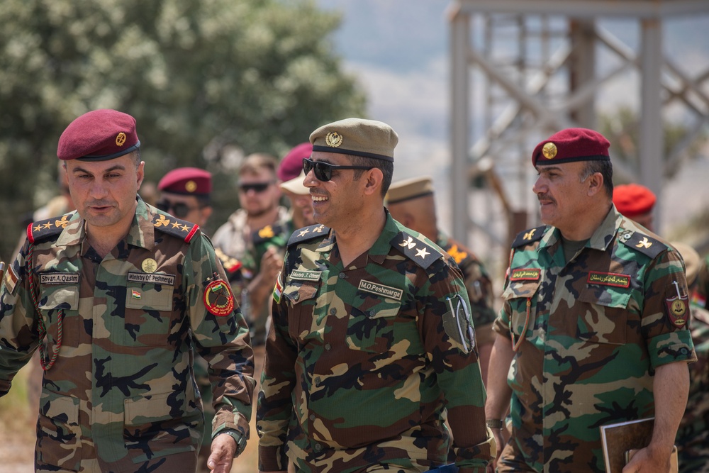 Coalition Advisors Visit Peshmerga Atrush Infantry Training Center