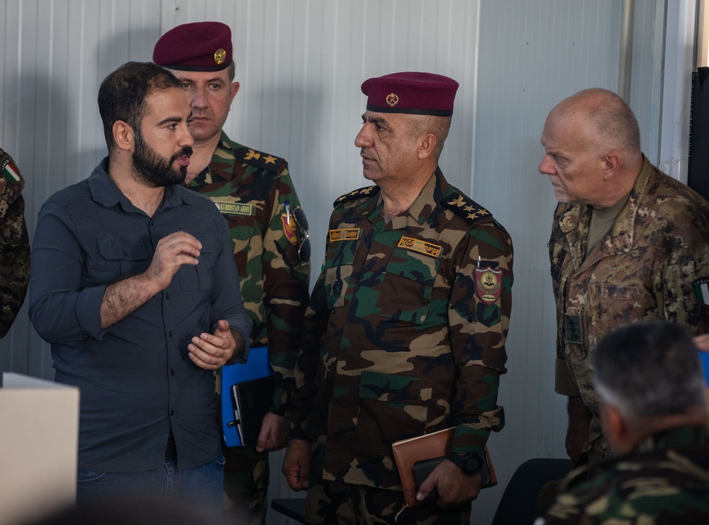 Coalition Advisors Visit Peshmerga Atrush Infantry Training Center