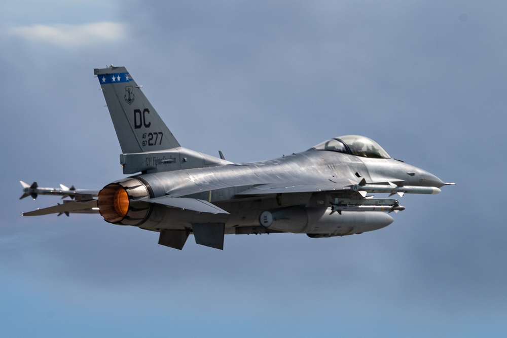 US fighters generate airpower at Andersen AFB US fighters generate airpower at Andersen AFB