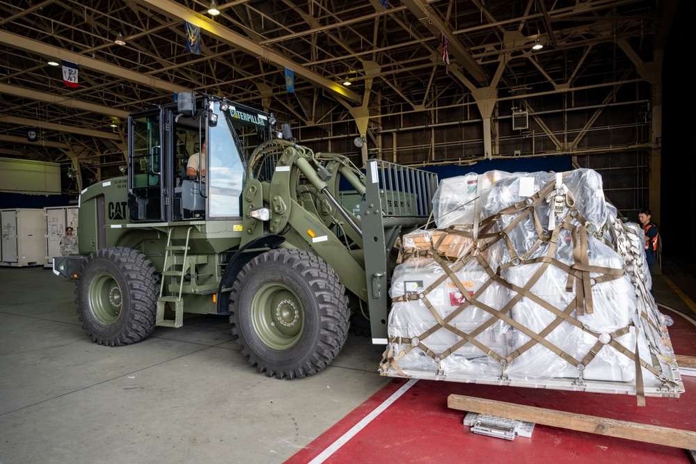 Training Together: U.S. Airmen Share Cargo Inspection Practices with JASDF