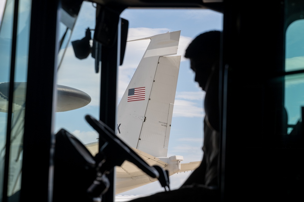 Training Together: U.S. Airmen Share Cargo Inspection Practices with JASDF