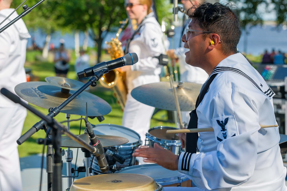 Navy Band Great Lakes Plays at Races Event During Navy Week