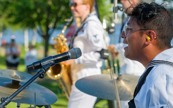 Navy Band Great Lakes Plays at Races Event During Navy Week