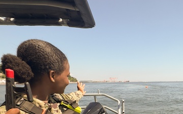 Harbor Patrol Man Overboard Training