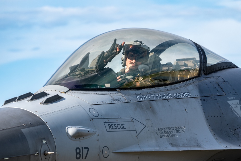 Fueling the Fight: Bilateral Hot Pit Operations at Misawa Air Base during REFORPAC 2025