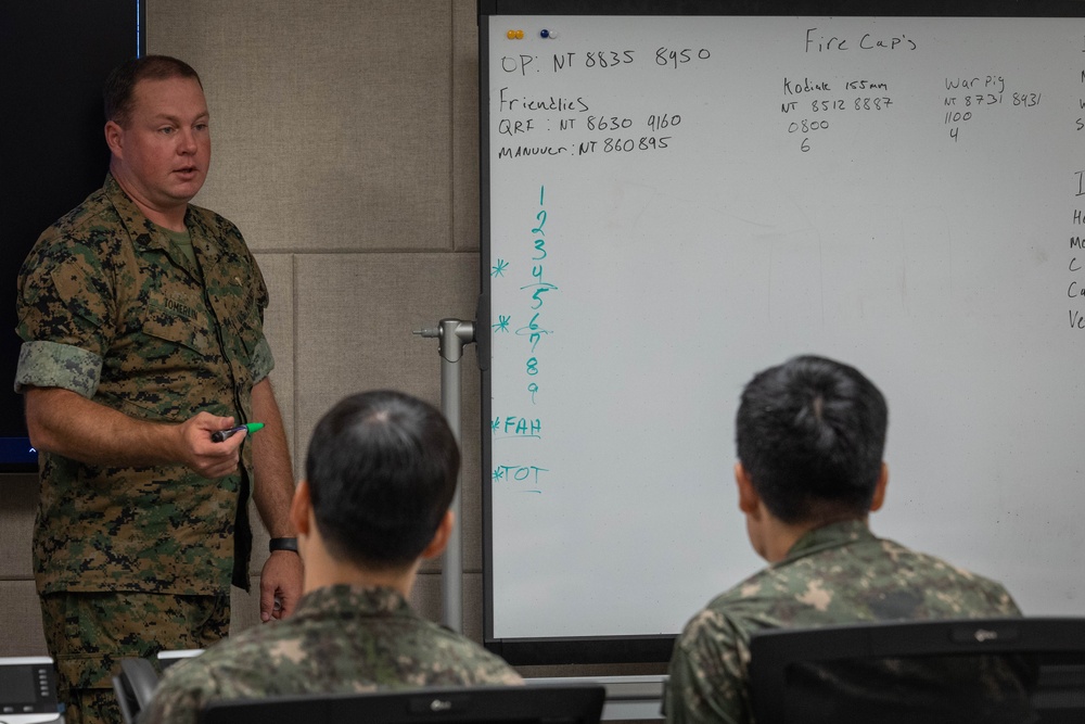 U.S. and ROK Marines strengthen ties in Joint Air Controller training