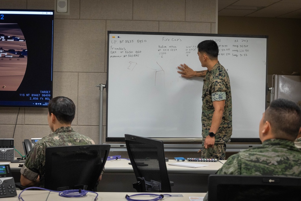 U.S. and ROK Marines strengthen ties in Joint Air Controller training