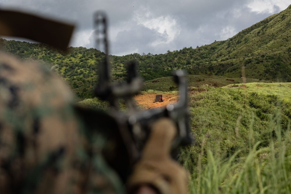 12th LCT Marines Execute a Live-Fire Range