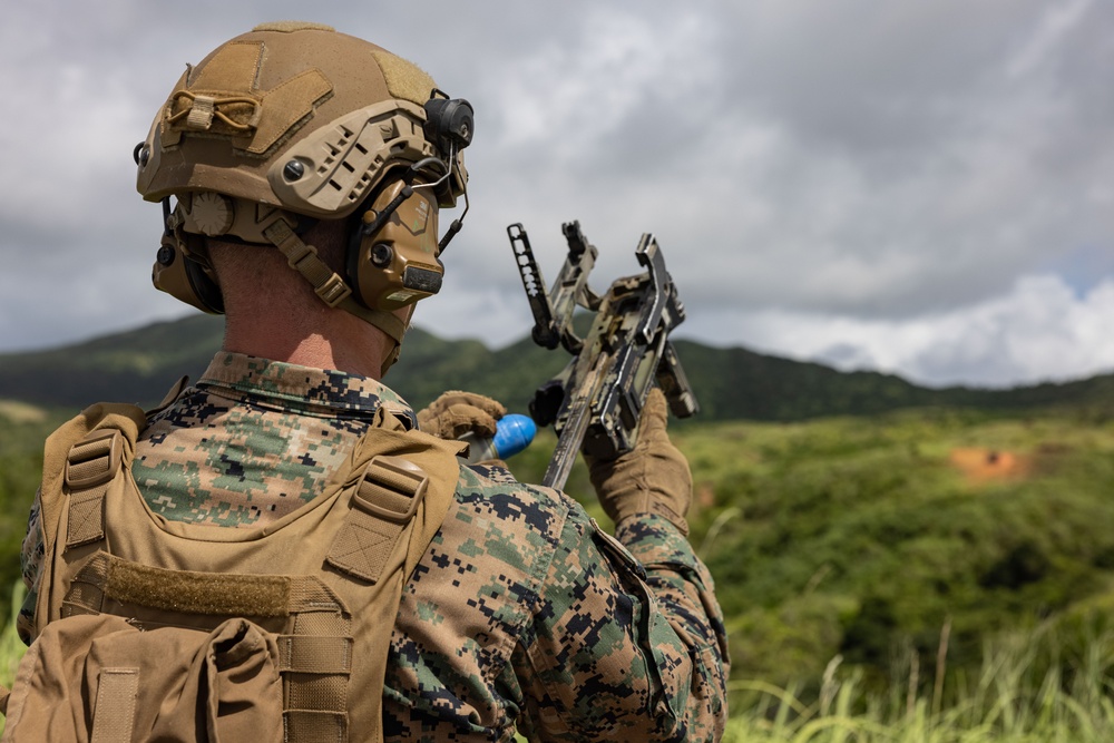 12th LCT Marines Execute a Live-Fire Range