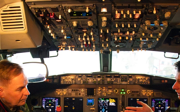 NORDEFCO Visits VP-46 at Keflavík Air Base