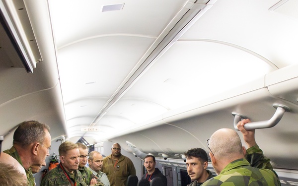 NORDEFCO Visits VP-46 at Keflavík Air Base