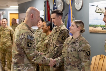 101st Airborne Division (Air Assault) Commander Coin Presentations to 101 Combat Aviation Brigade
