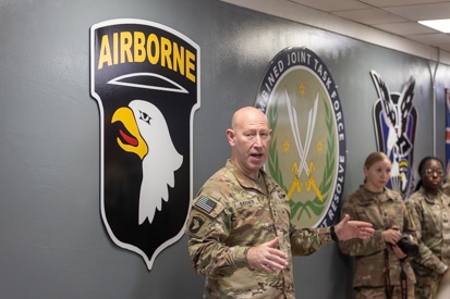 101st Airborne Division (Air Assault) Commander Coin Presentations to 101 Combat Aviation Brigade