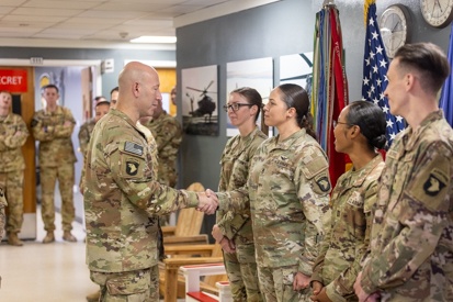 101st Airborne Division (Air Assault) Commander Coin Presentations to 101 Combat Aviation Brigade