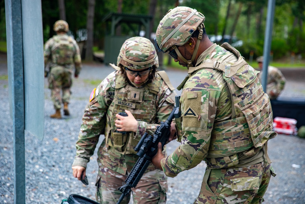 M4 Qualification: Expert Soldier Badge