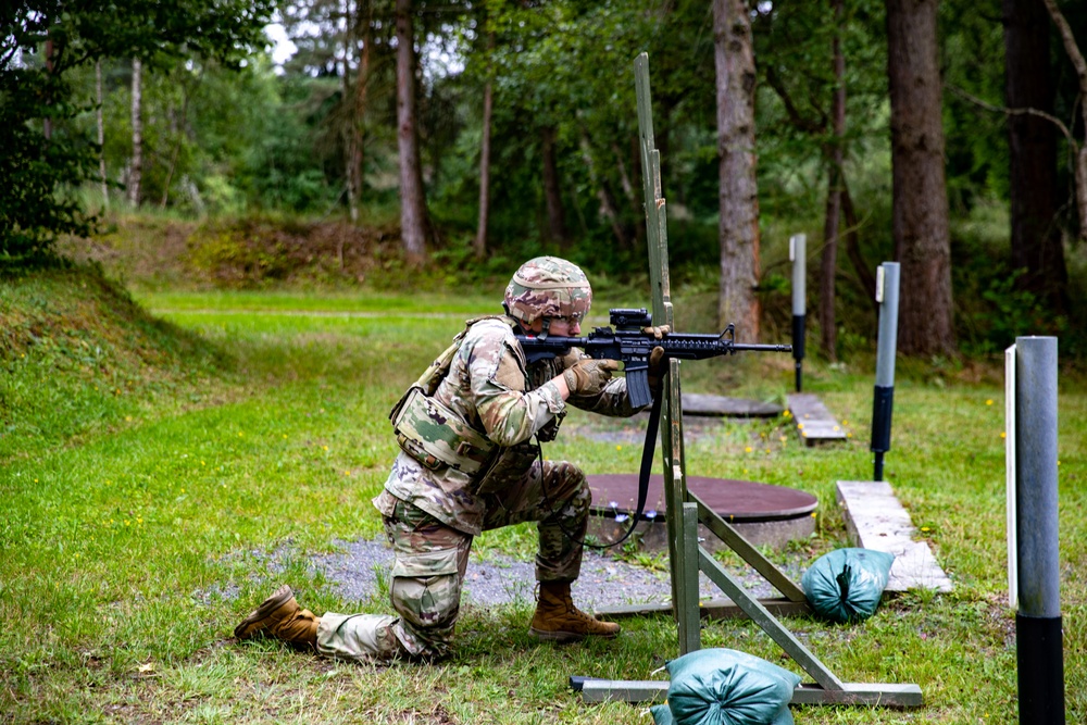 M4 Qualification: Expert Soldier Badge