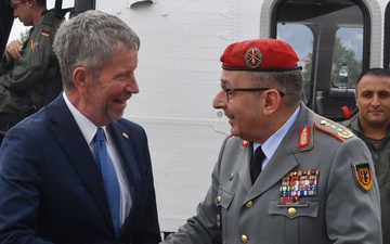 German Chief of Defence Visits the Marshall Center