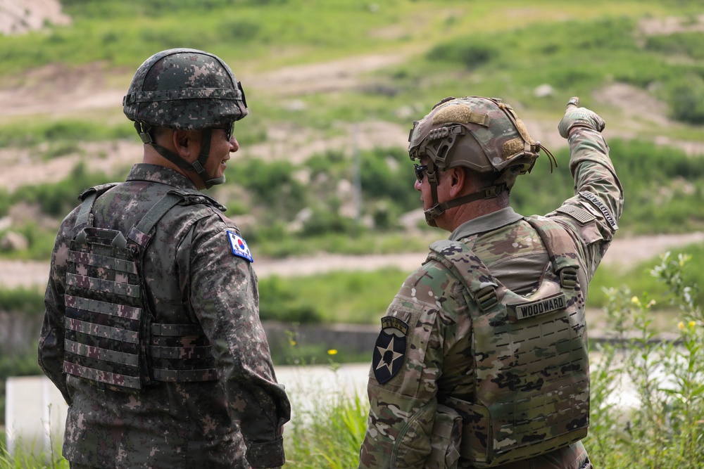 2ID’s 11th Engineer Battalion and ROK’s 5th Engineer Brigade strengthen ties in the combined Best Engineer Competition.