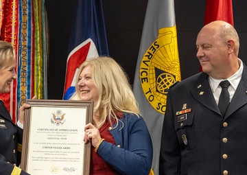 Crum retires from USAFMCOM