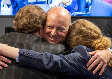 Crum retires from USAFMCOM