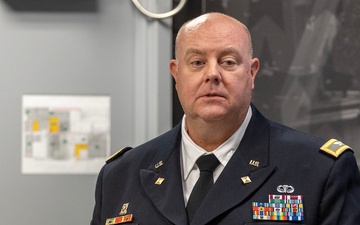 Crum retires from USAFMCOM