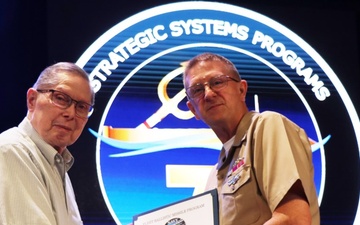 SSP Presents Unique 60-Year Award to SWFPAC Partner during SSP’s 70th Anniversary Celebration in Pacific Northwest