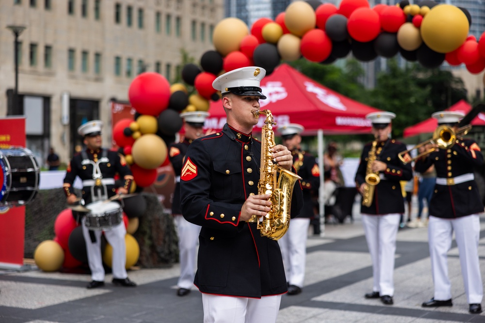 Marines 250 Chicago: Static Display