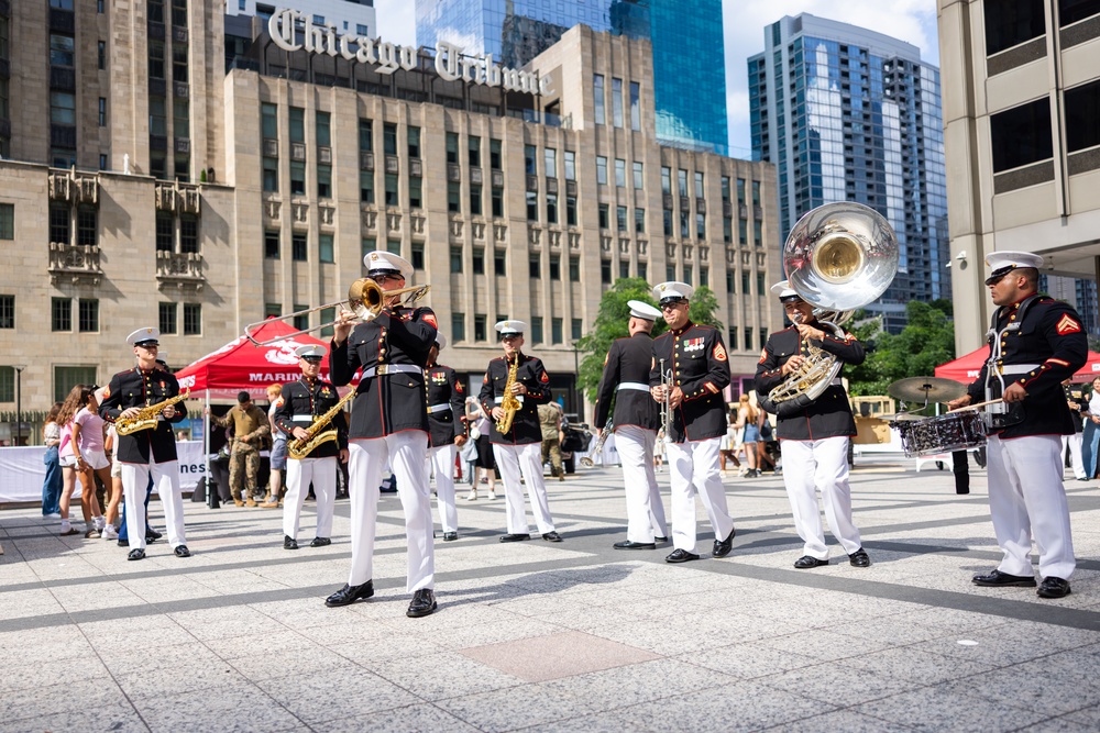 Marines 250 Chicago: Static Display