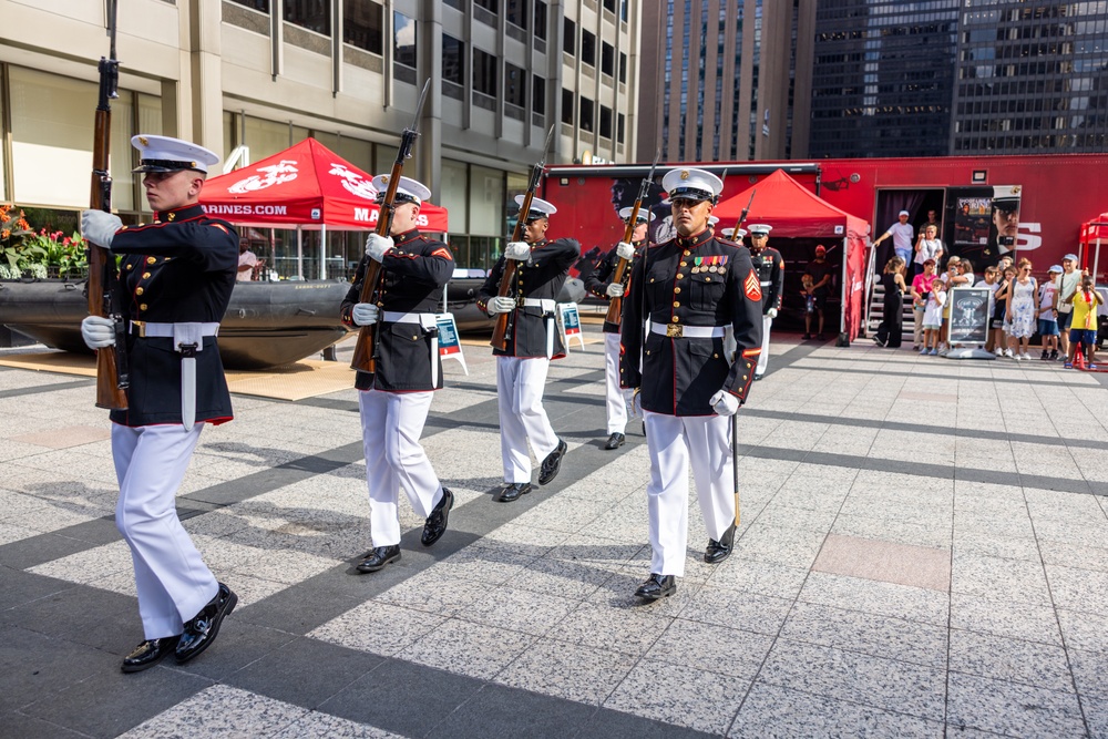 Marines 250 Chicago: Static Display