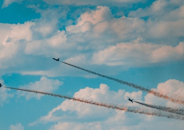 Thunderbirds Air Show Practice