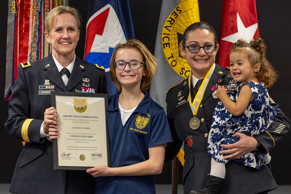 Harris retires from USAFMCOM