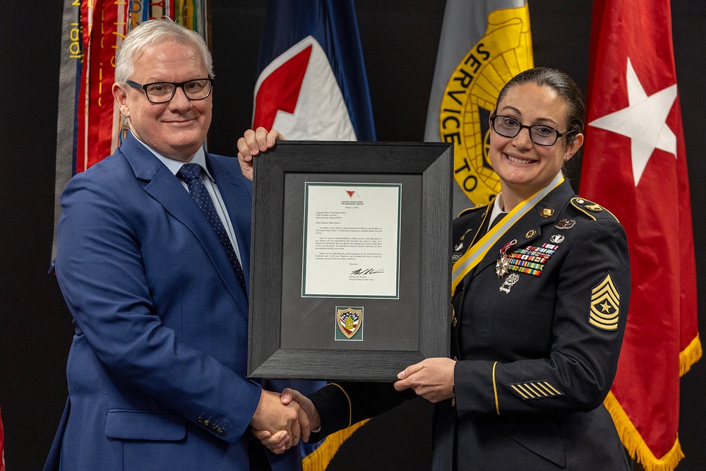 Harris retires from USAFMCOM