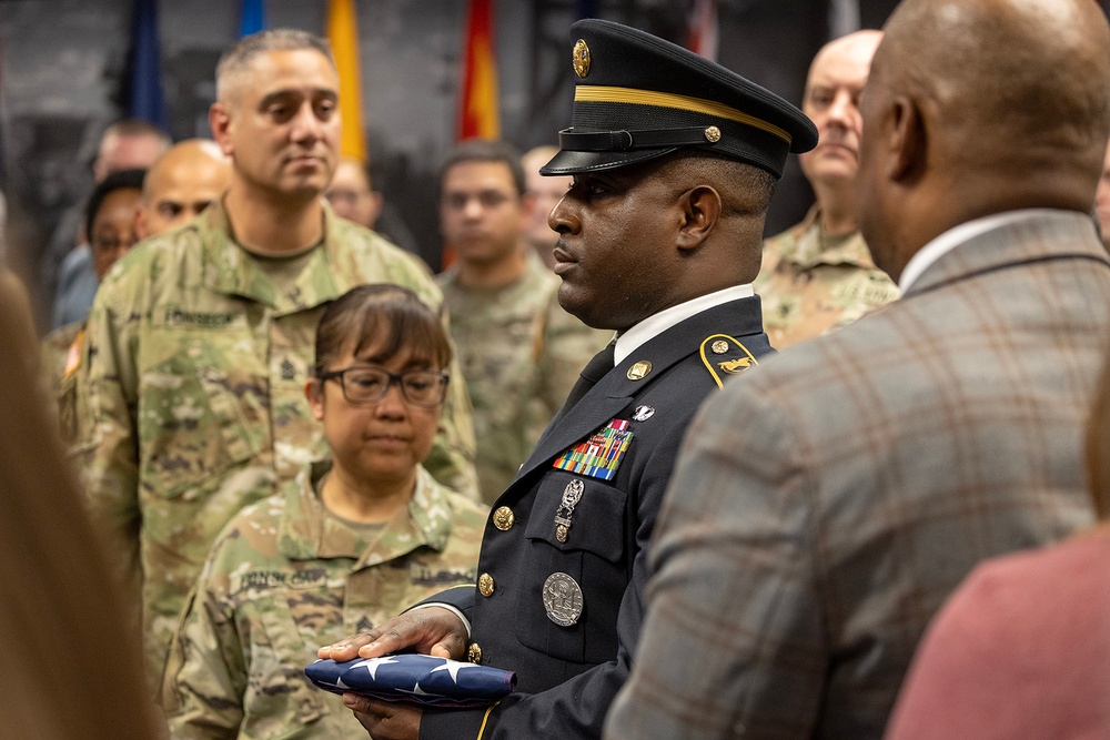 Harris retires from USAFMCOM