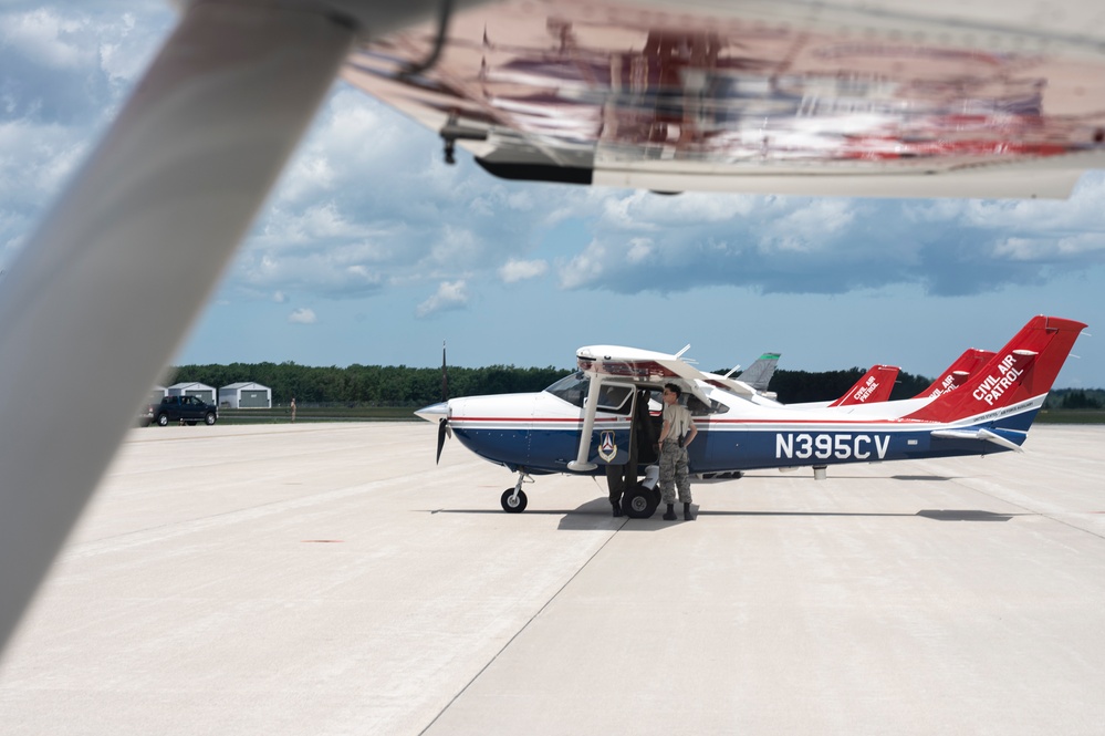 USANG F-16s train intercepts with Civil Air Patrol
