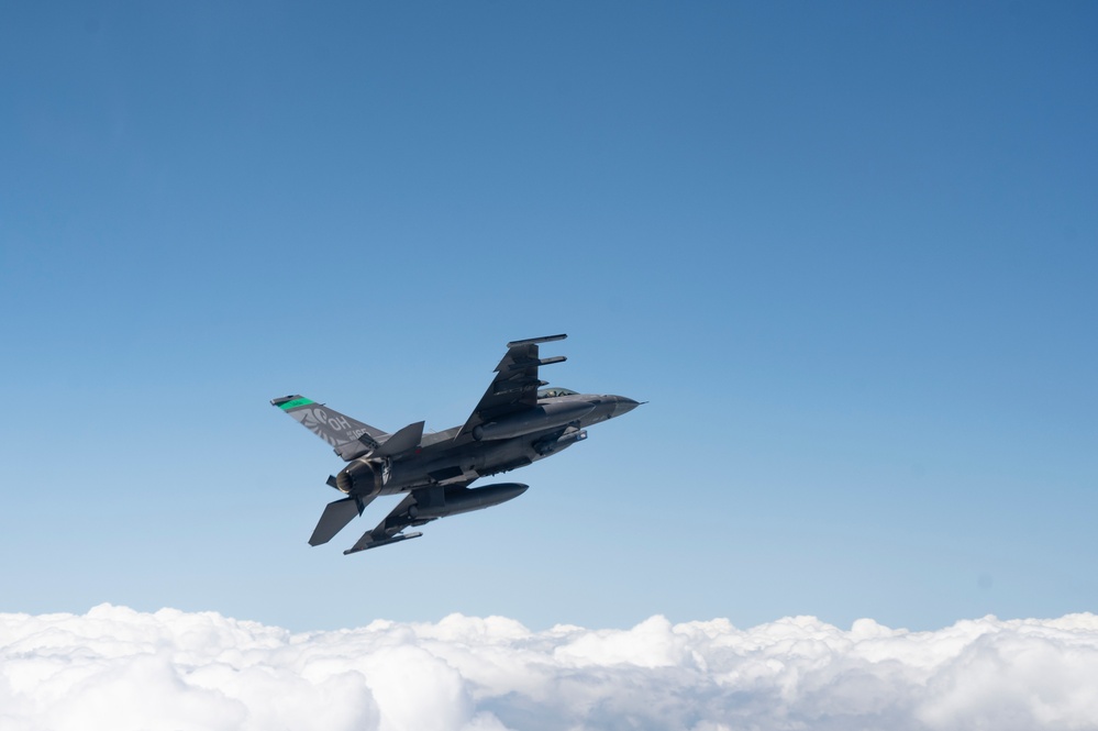 USANG F-16s train intercepts with Civil Air Patrol