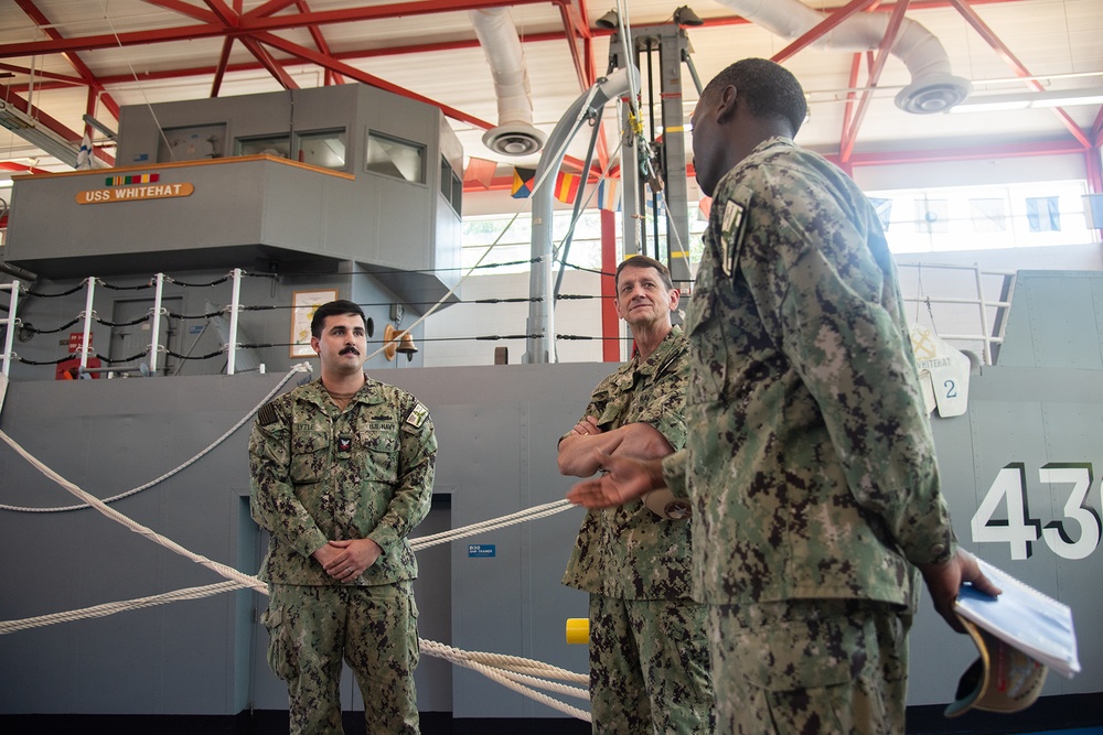Commander, Naval Education and Training Command (NETC) Visits Surface Warfare Engineering School Command (SWESC) Great Lakes