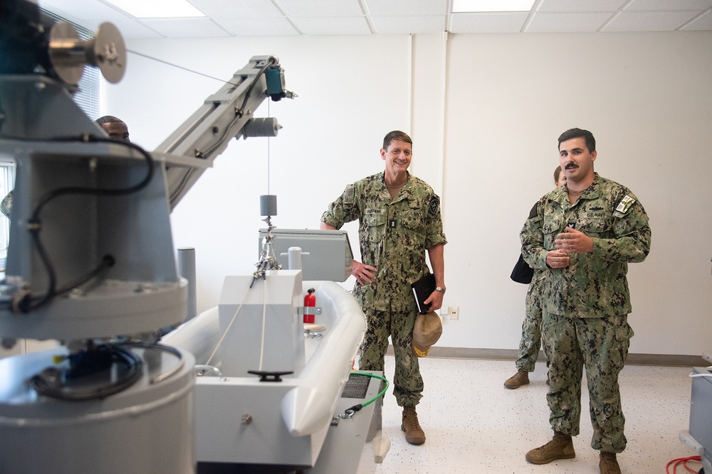 Commander, Naval Education and Training Command (NETC) Visits Surface Warfare Engineering School Command (SWESC) Great Lakes