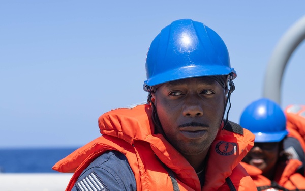 USS Mahan (DDG 72) Conducts a Replenishment-at-Sea with USNS Supply (T-AOE 6)