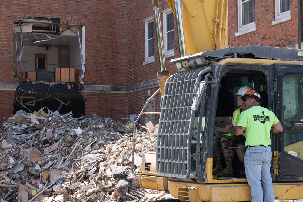 Col. Colegate assists in Robinson Hall demolition