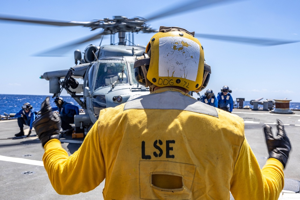 USS Mahan Conducts Flight Quarters with HSC-9