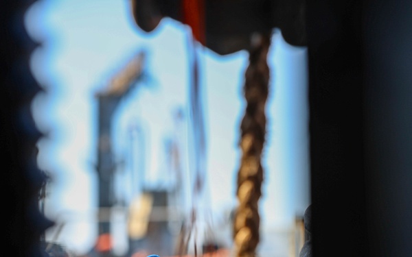 USS Mahan (DDG 72) Conducts a Replenishment-at-Sea with USNS Laramie (T-AO 203)