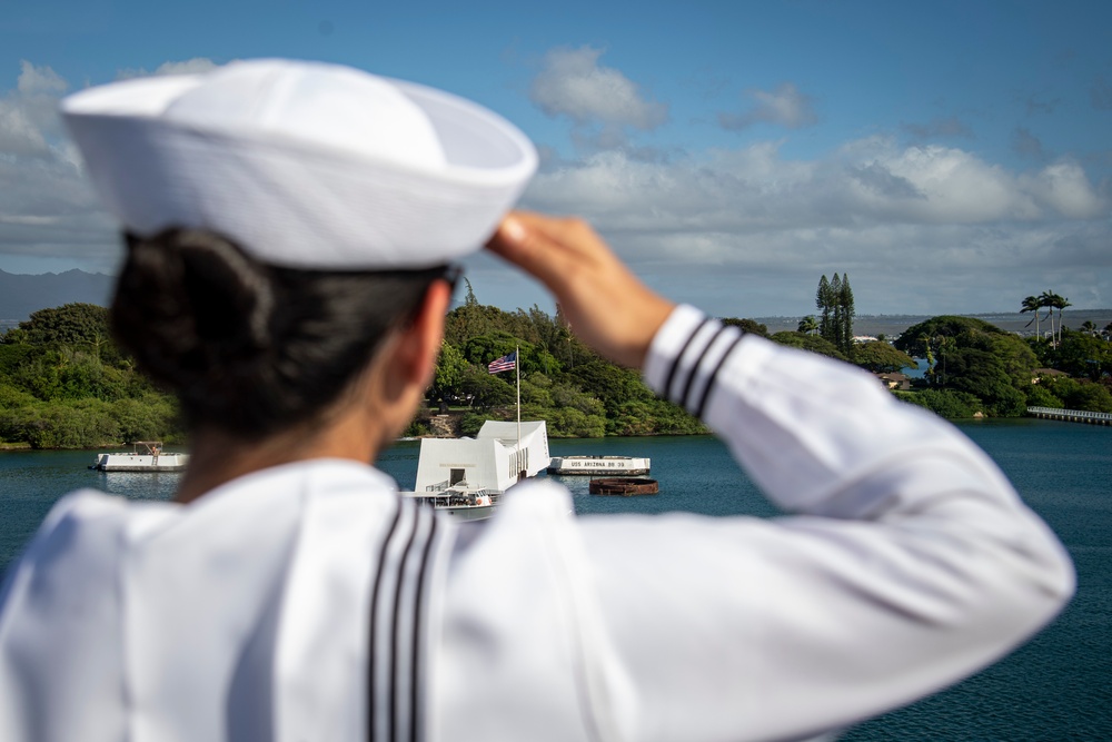 USS Carl Vinson arrives in Pearl Harbor for a scheduled port visit