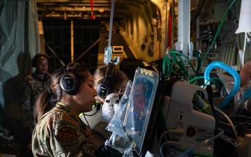 Airmen simulate aeromedical evacuation during UC25 at Travis AFB