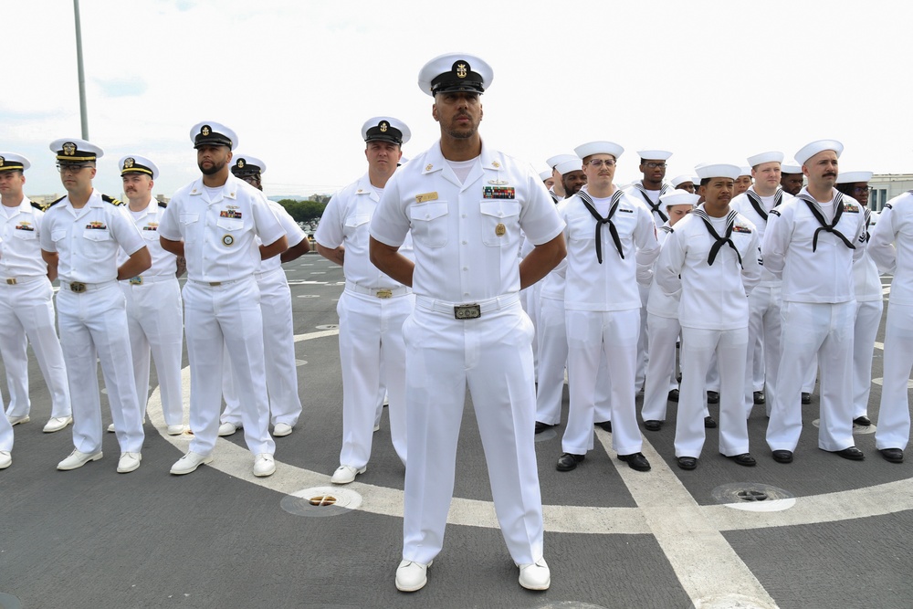 USS Omaha (LCS 12) Conducts Change of Command