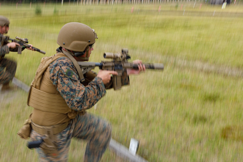 MCST shoots with Royal Marines