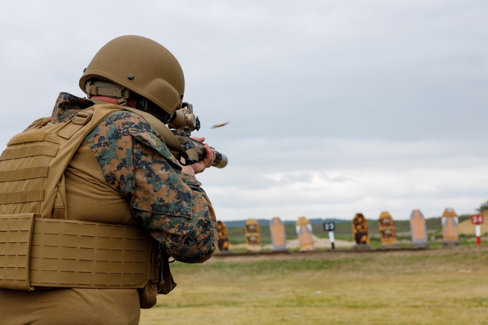 MCST Shoots With Royal Marines
